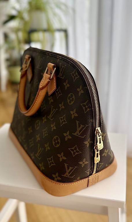 Borse da donna: Louis Vuitton Alma Monogram – Usato da Bern venduto da chiecool 1