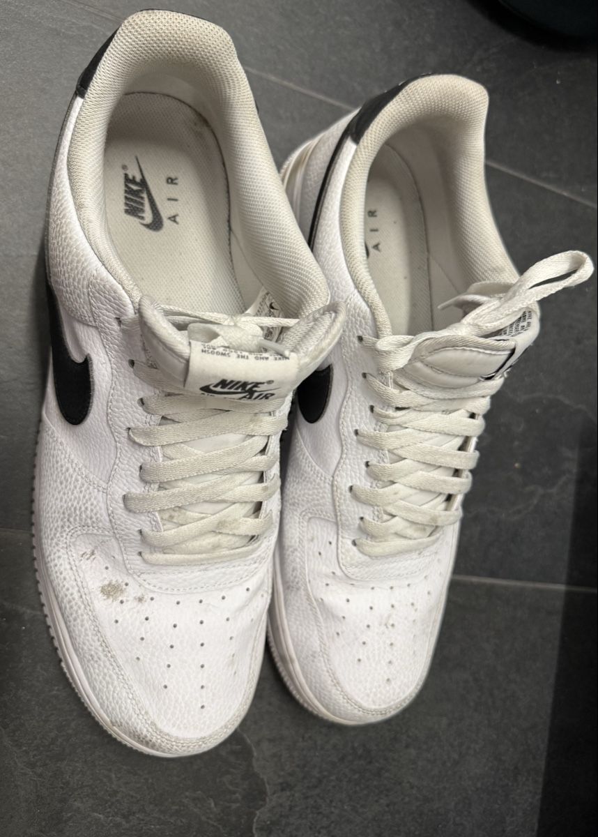 Nike Scarpe da uomo: Nike air force usées  – Usato da Reconvilier venduto da Bern1353 1