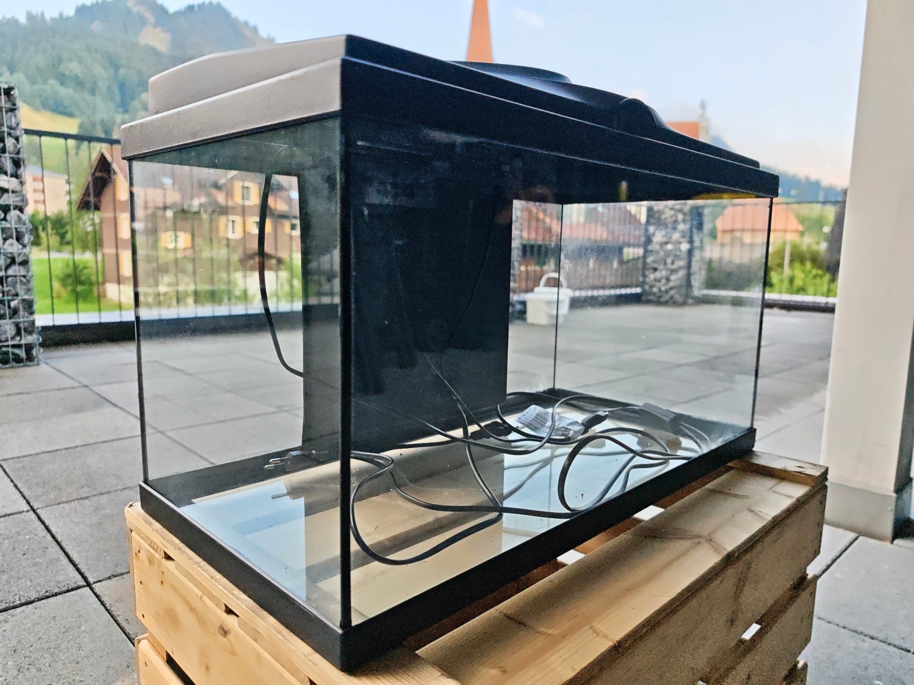 Aquarium: All-in-One System Aquarium 60x30x30 – Gebraucht aus Marbach LU von Hat239 1