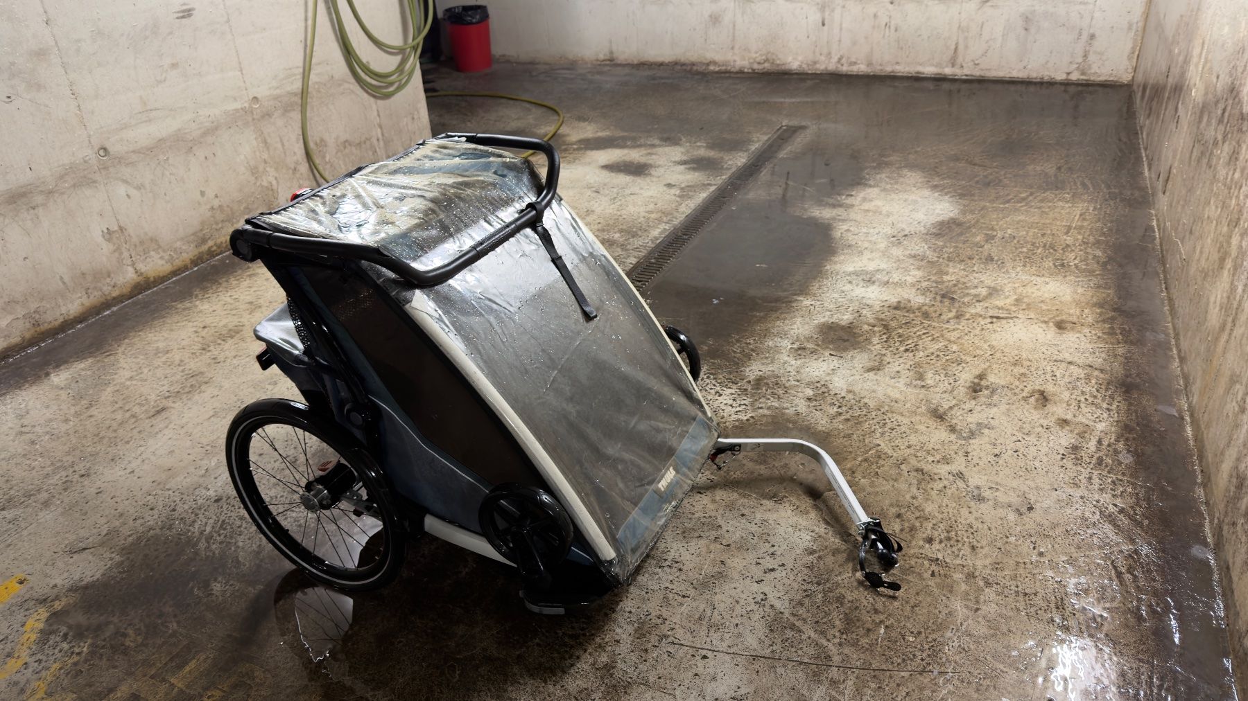Thule Remorques: Thule Cross 2 sitzer – D'occasion à Schlieren par rat_lq6b 2