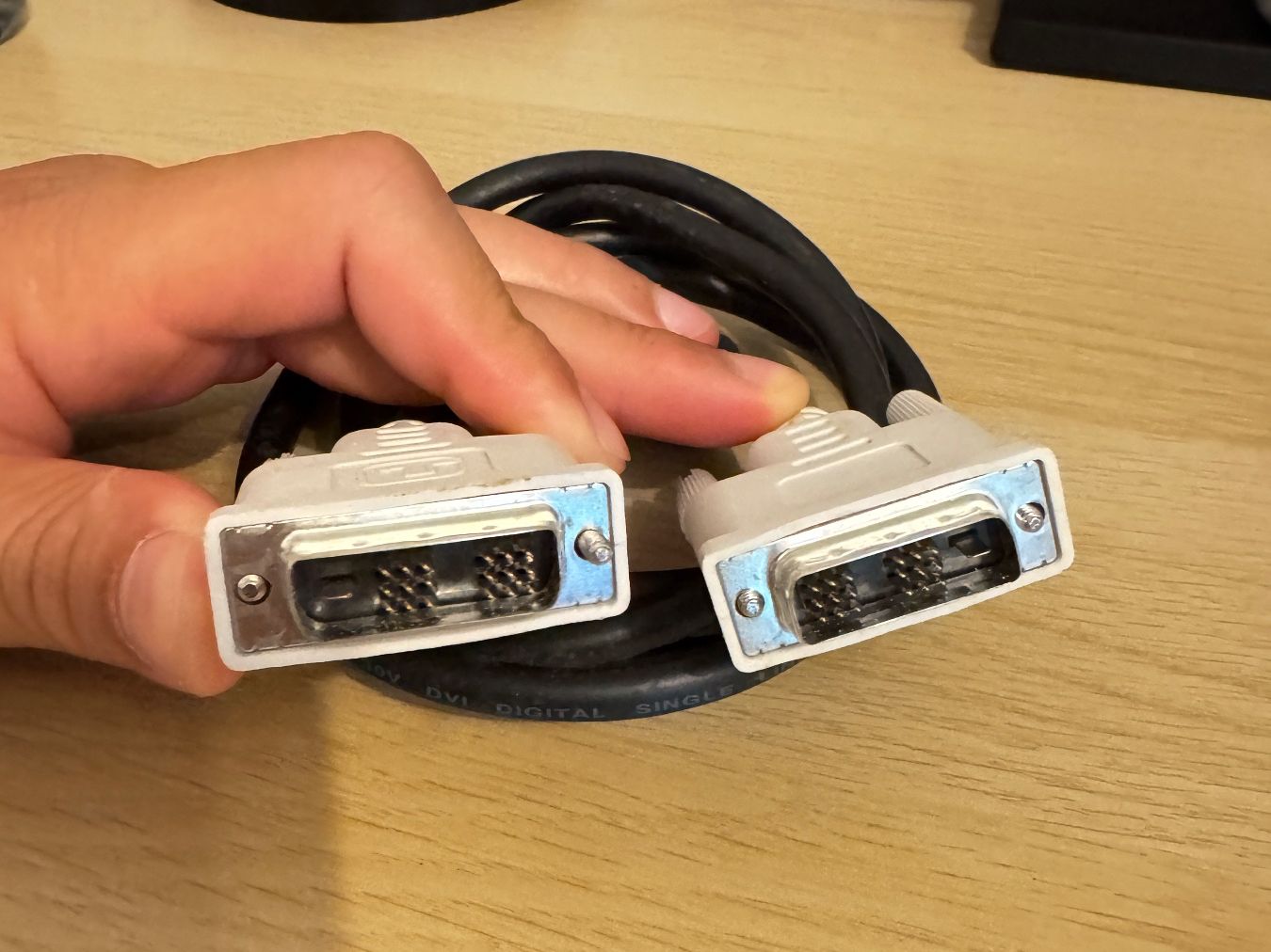 Cavi: DVI Kabel 1.70M – Usato da Zürich venduto da fresh0001