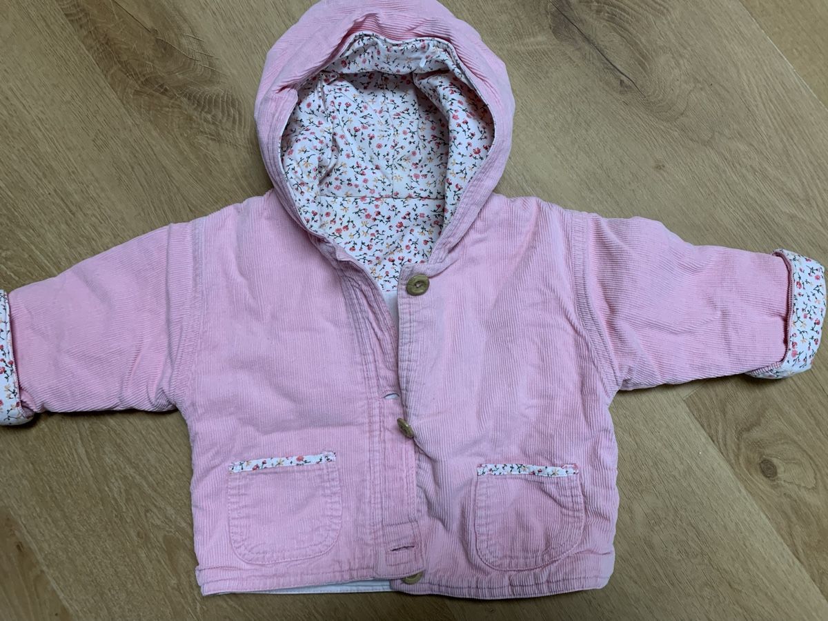 Giacche & Cappotti: Süsses Cordjäckchen Gr. 68, rosa, Kapuze – Usato da Meilen venduto da Flockenwirbel