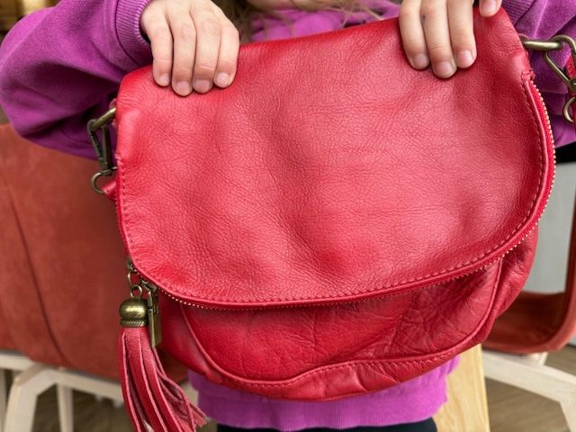 Taschen für Damen: sac à main rouge cuir – Neu (gemäss Beschreibung) aus Enges von cordec 1