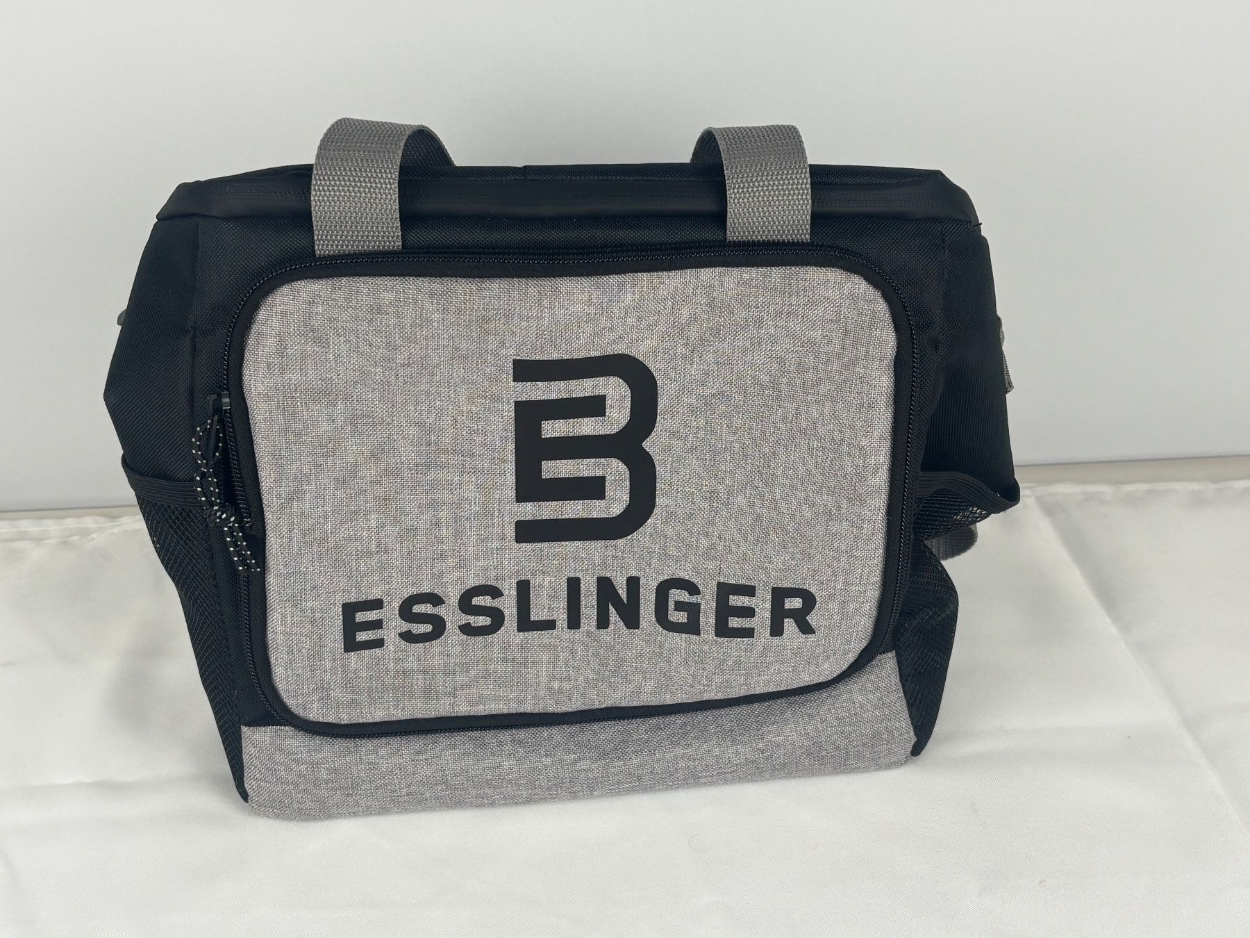 Borse: Esslinger Kühltasche schwarz-grau – Usato da Wettingen venduto da Wendemarket