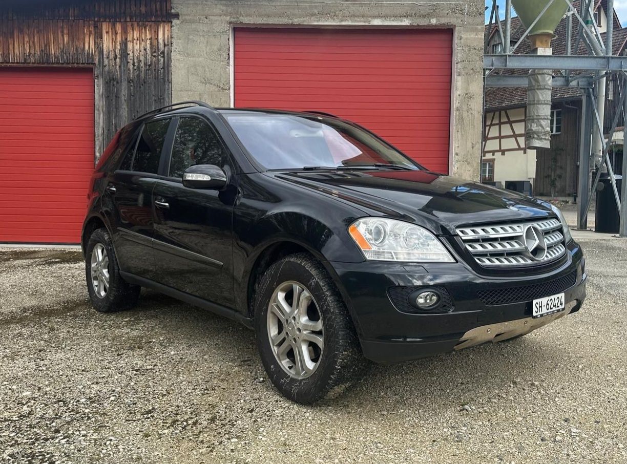Mercedes-Benz Automobili: Mercedes-Benz ML500 – Usato da Büttenhardt venduto da Cardman 2