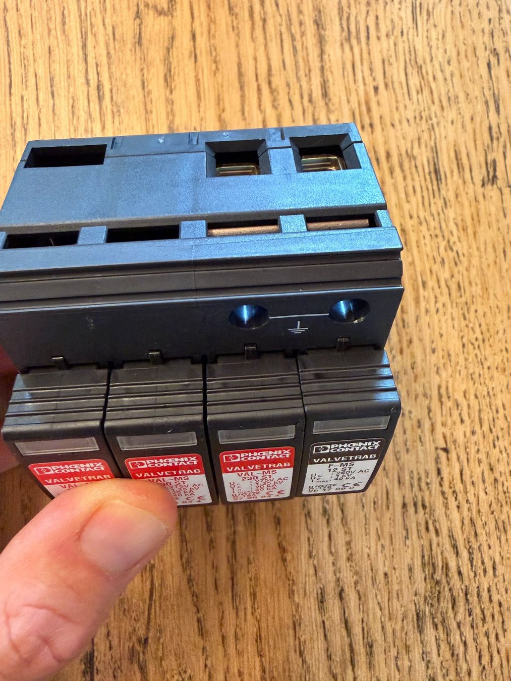 Phoenix Contact Elektronikbauteile: Überspannungsableiter SPD / Phoenix Contact – Gebraucht aus Märstetten von Yxxx 3