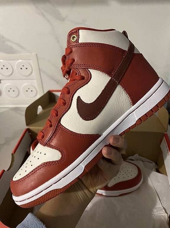 Scarpe da uomo: Nike Dunk High LXX Cinnabar 37,5 – Usato da Genève venduto da Juice_K 3