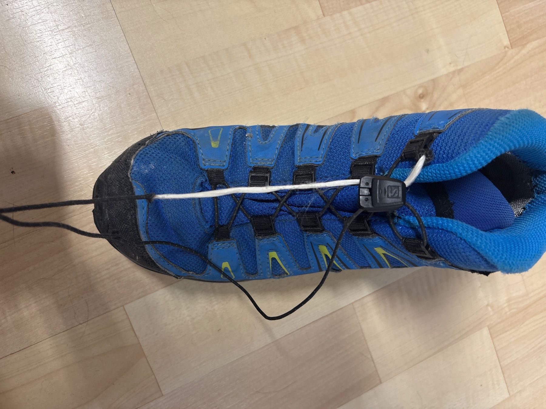 Salomon Chaussures garçon: Salamon Gore-Tex Wanderschuhe – D'occasion à Schwadernau par DominoIV 3