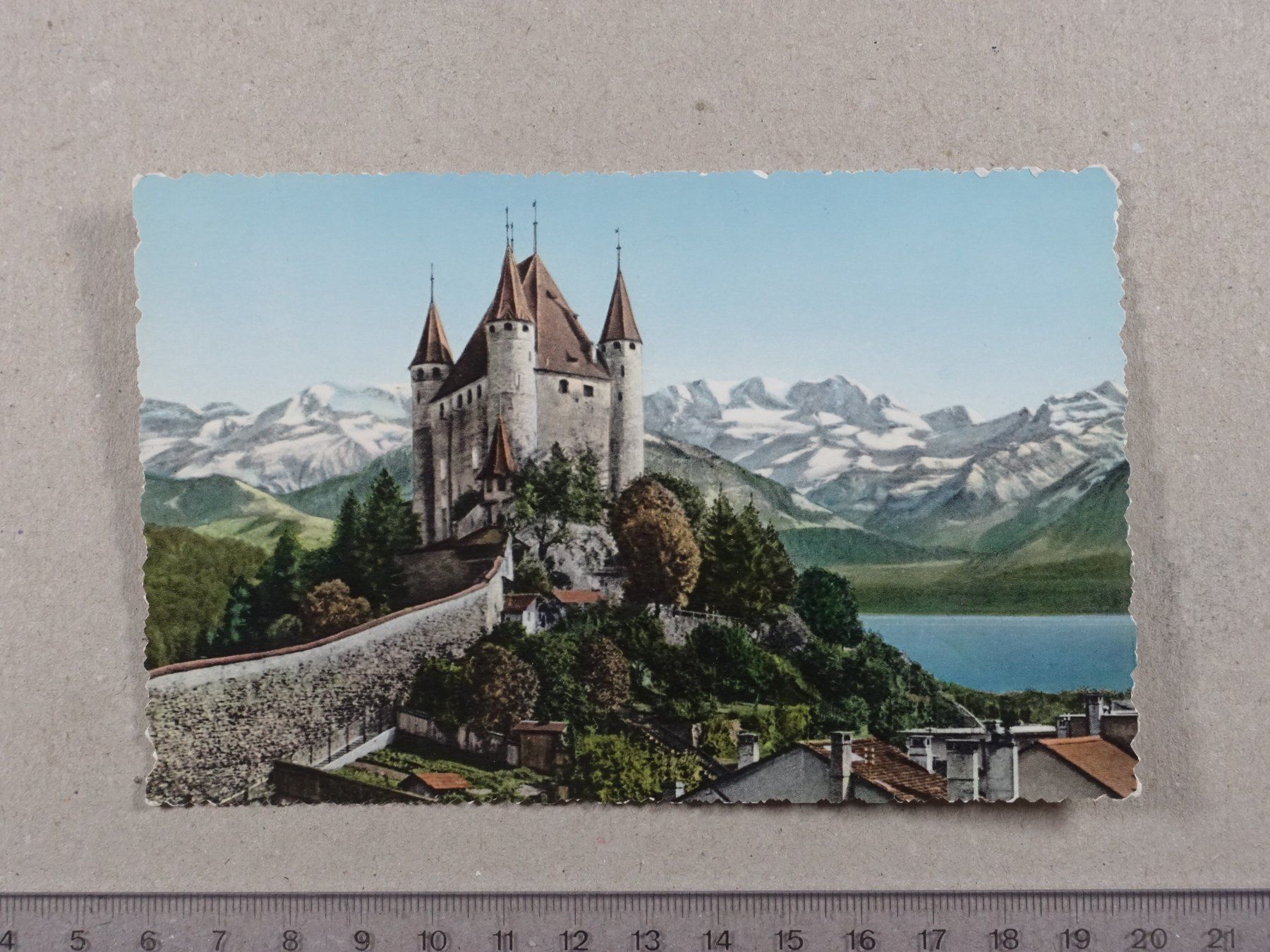 Cartoline postali: Thun, Schloss, Blümlisalp – Usato da Lenzburg venduto da fh1