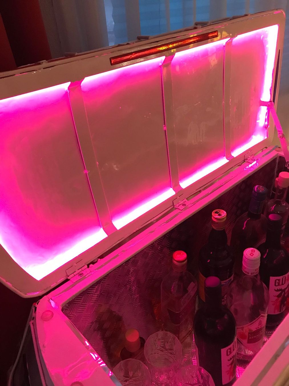 Camping Fahrzeuge: Bully Büssli Hausbar – Gebraucht aus Ballwil von Buggy20 6