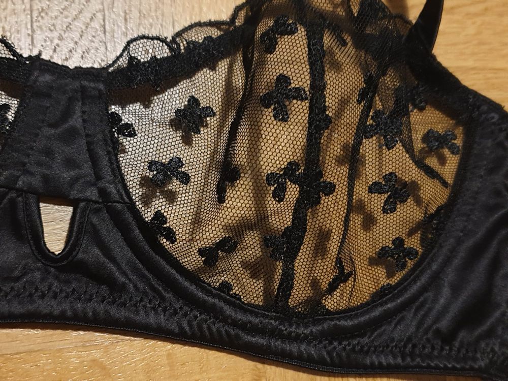 Soutien-gorge Soma Intimates 34DD - Memorable UW - Couverture Complète Dentelle Ivoire - Occasion Très Bon État