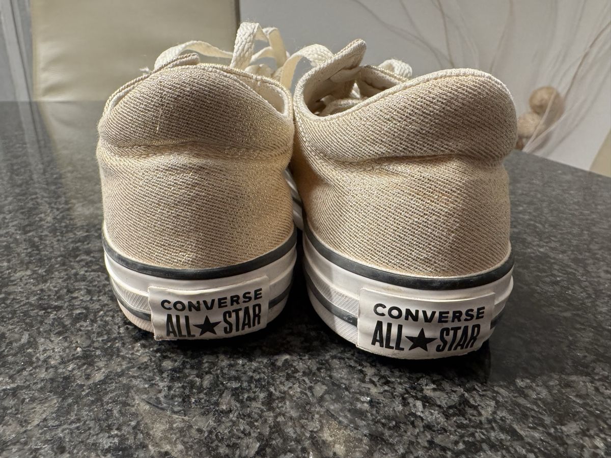 Converse Schuhe für Mädchen: Converse All Star gold Gr.35 – Gebraucht aus Lengnau AG von Soleil78 1