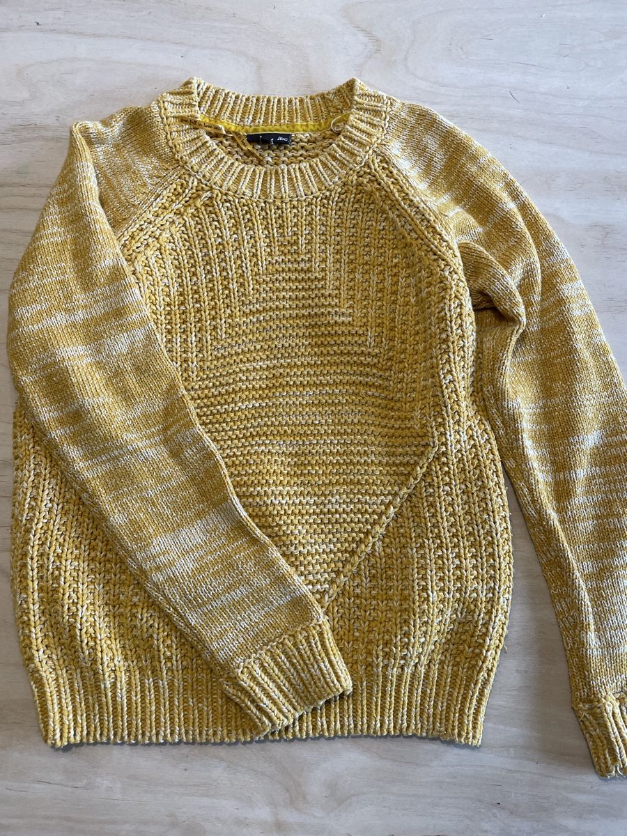 Maglioni & Felpe: Gehäckelter Pulli Kinder 152 – Usato da Winterthur venduto da Wyl_ma