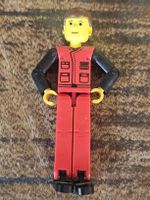lego figurine tech028 Technic Figure Red Legs, 