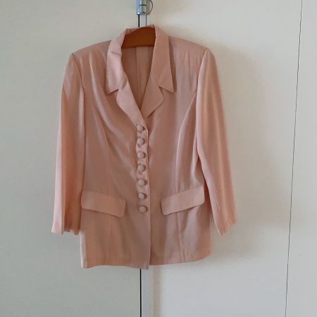 Lachsfarbener Blazer, Gr. 40, ideal für den Frühling