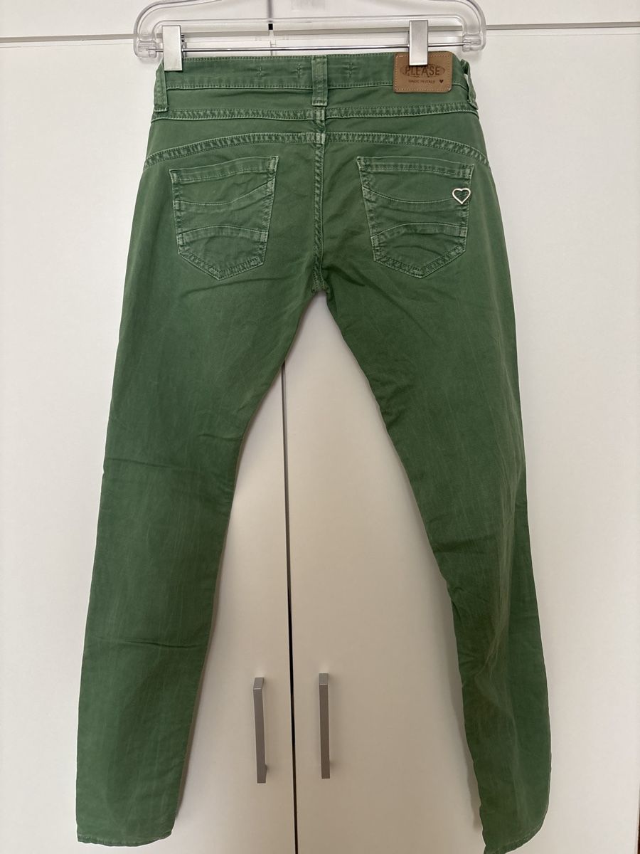 Please Jeans Jeans: Please Jeans, olivgrün, XSmall – Gebraucht aus Nebikon von Draga25 2