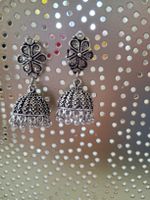 Boucles d'oreilles argentées indiennes