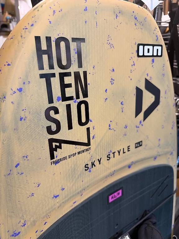 Tavole da surf e di nuoto: Duotone 2026 / Sky Style SlS – Usato da Prangins venduto da AlexBryand 1