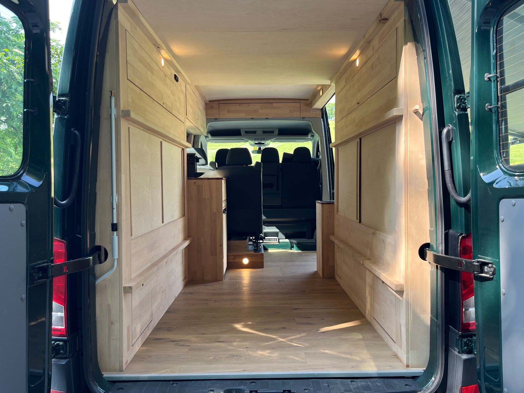 VW Veicoli commerciali: VW Crafter Camper/Transporter autark – Usato da Gutenswil venduto da HMrank 6