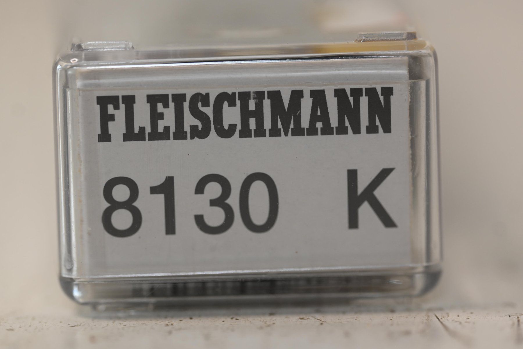 Fleischmann Modellini di ferrovie: SBB Gepäckwagen Fleischmann Spur N mit OVP – Usato da Laupen ZH venduto da Zmoewe 8