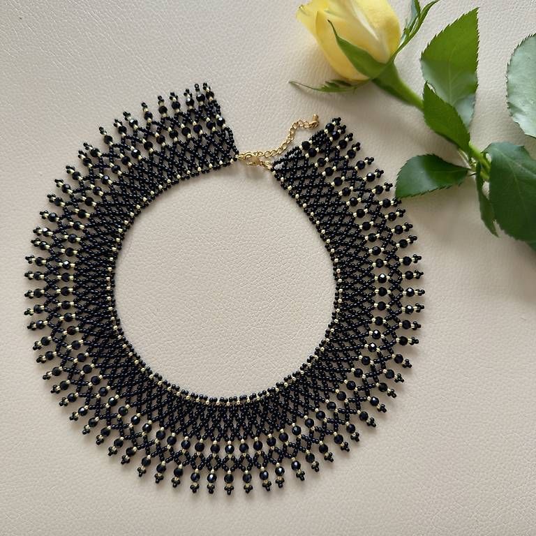 Catenine: Halskette Collier Perlen Handarbeit  – Nuovo e nell'imballaggio originale da Lommiswil venduto da ivc_zt7z 2