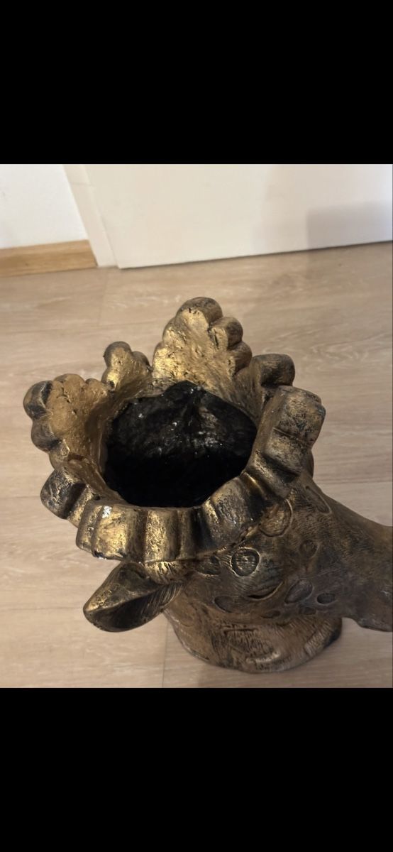 Vasi per fiori: Robuste Blumentopf mit fantastischen Optik – Nuovo (secondo la descrizione) da Basel venduto da Ivana_4 7
