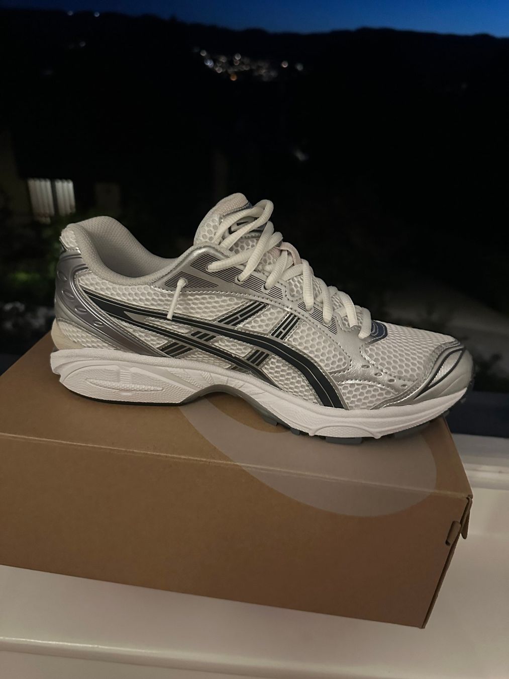 Asics Scarpe da uomo: Asics Gel Kayano 14 White / Graphite Grey – Nuovo e nell'imballaggio originale da Zollikon venduto da sintzel 2