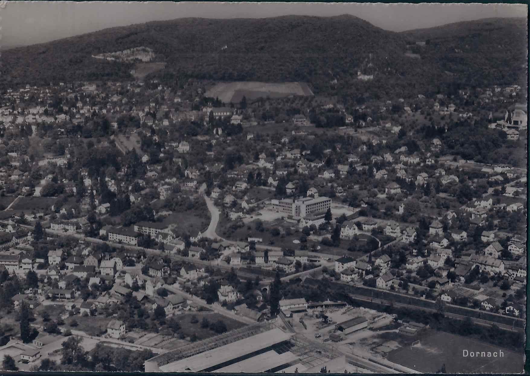 Cartoline postali: Dornach SO Flugaufnahme  Nr.3111 , ca.1950 – Usato da Solothurn venduto da Bepposol