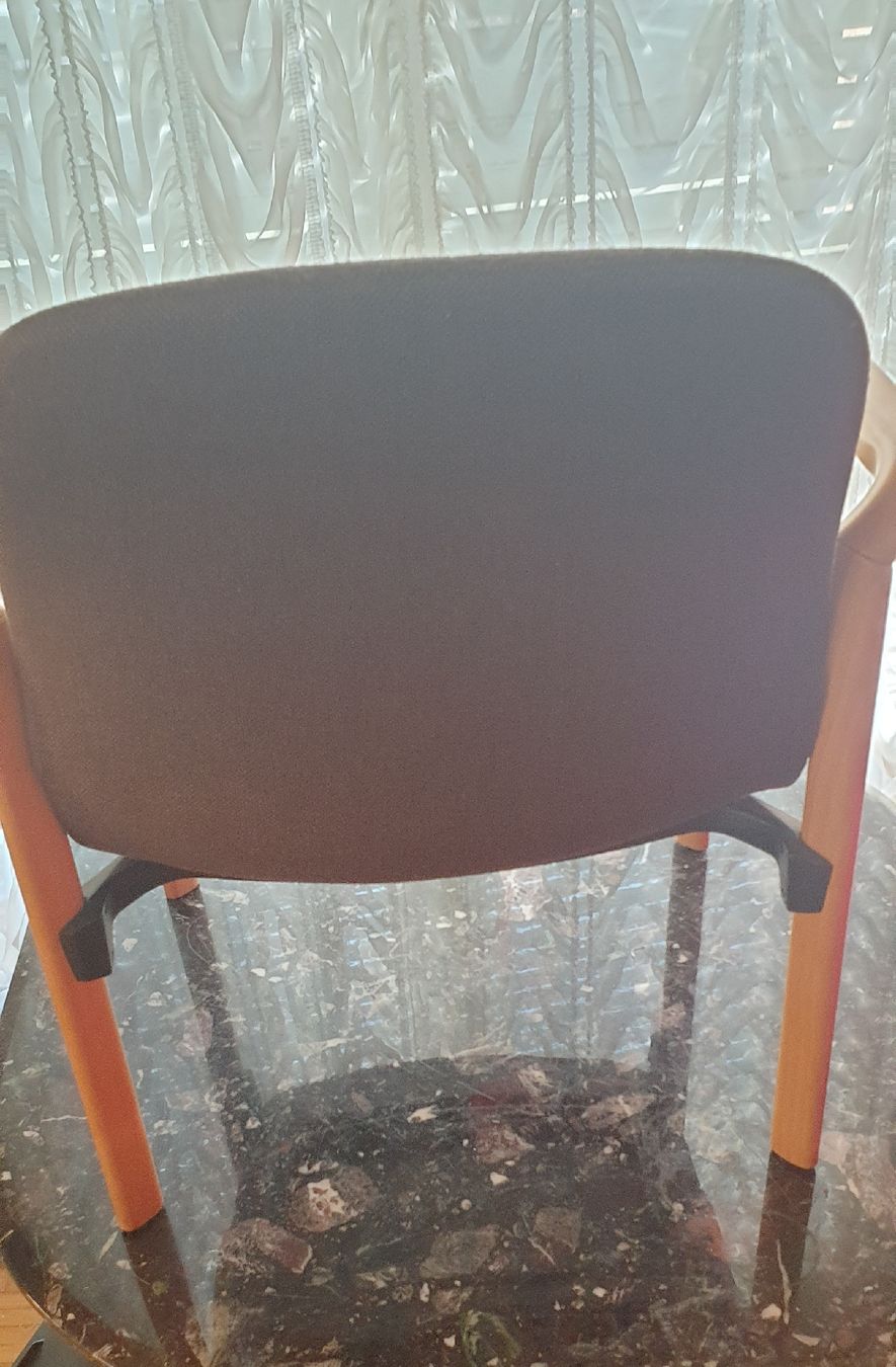 Thonet Sessel: Designer Sessel von Thonet Top Zustand – Neu (gemäss Beschreibung) aus Zürich von bre_22v9 3