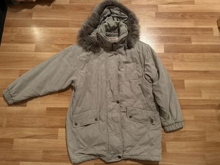 Winterjacke Highlands, Gr. 38 , mit Kapuze und Fell, Grau