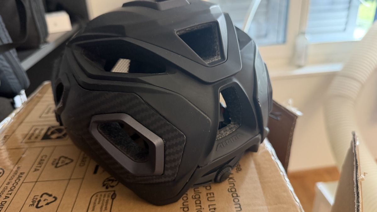 Alpina Caschi: Alpina Rootage Fahrad Helm – Nuovo (secondo la descrizione) da Bichelsee venduto da Kecksen