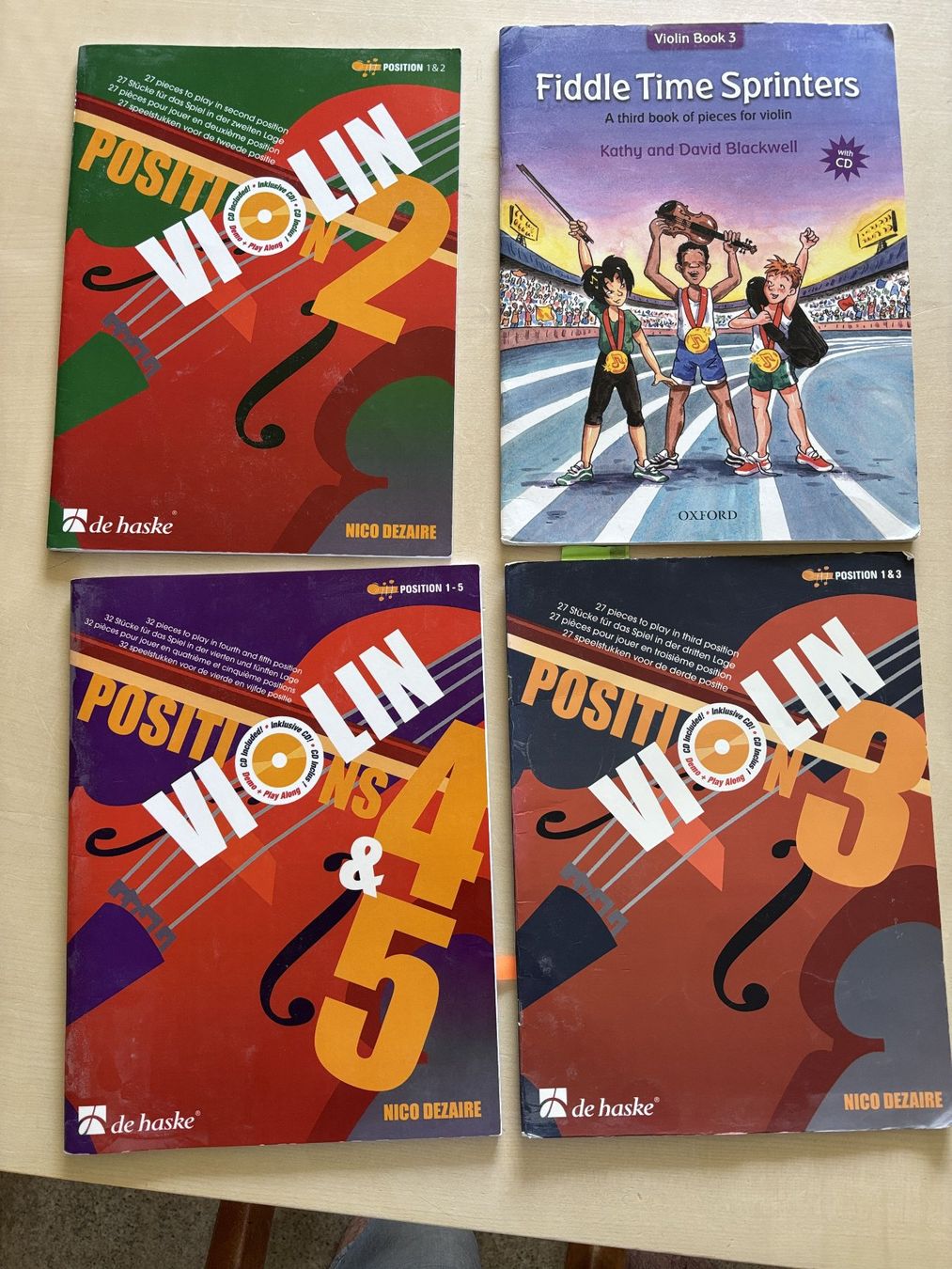 Livres: Div. Fiedel Max Schulen für Violine mit CD und weitere – D'occasion à Zürich par Chulmann 1