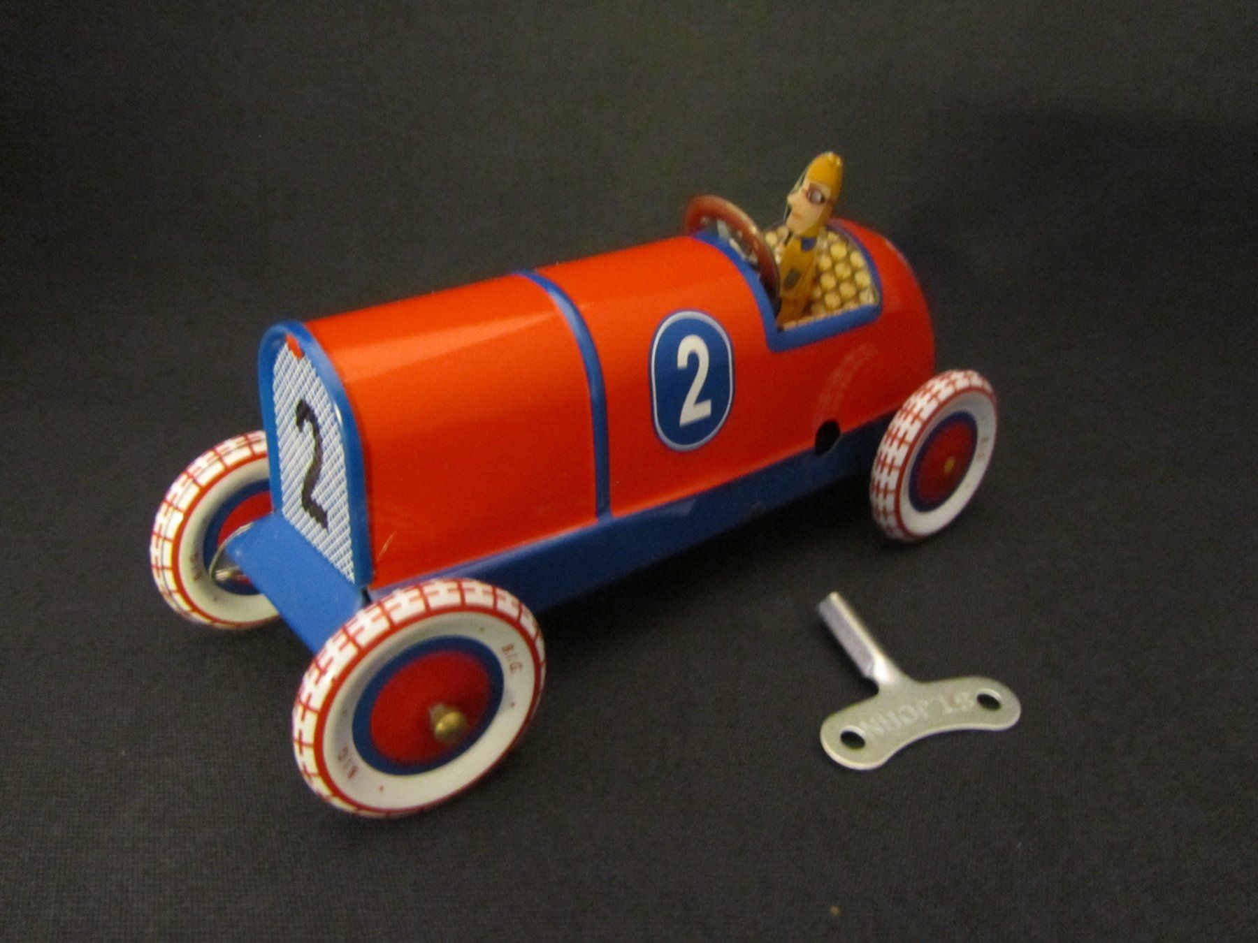 Modellini d'auto: Race Car ST.JOHN – Nuovo e nell'imballaggio originale da Basel venduto da spinne02