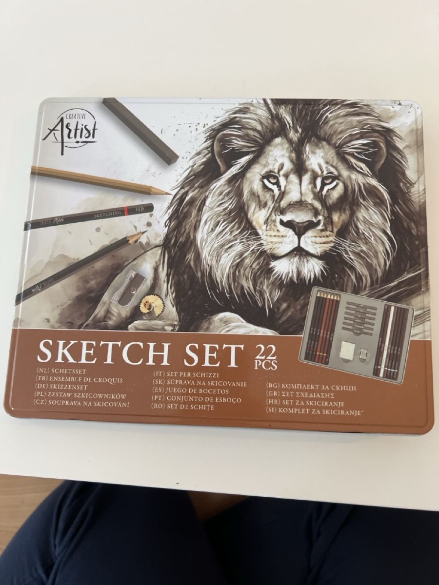 Matite, matite colorate & gessi: 22 Teile Sketch, Set  mit chole & Graphit – Usato da Olten venduto da Sonjason