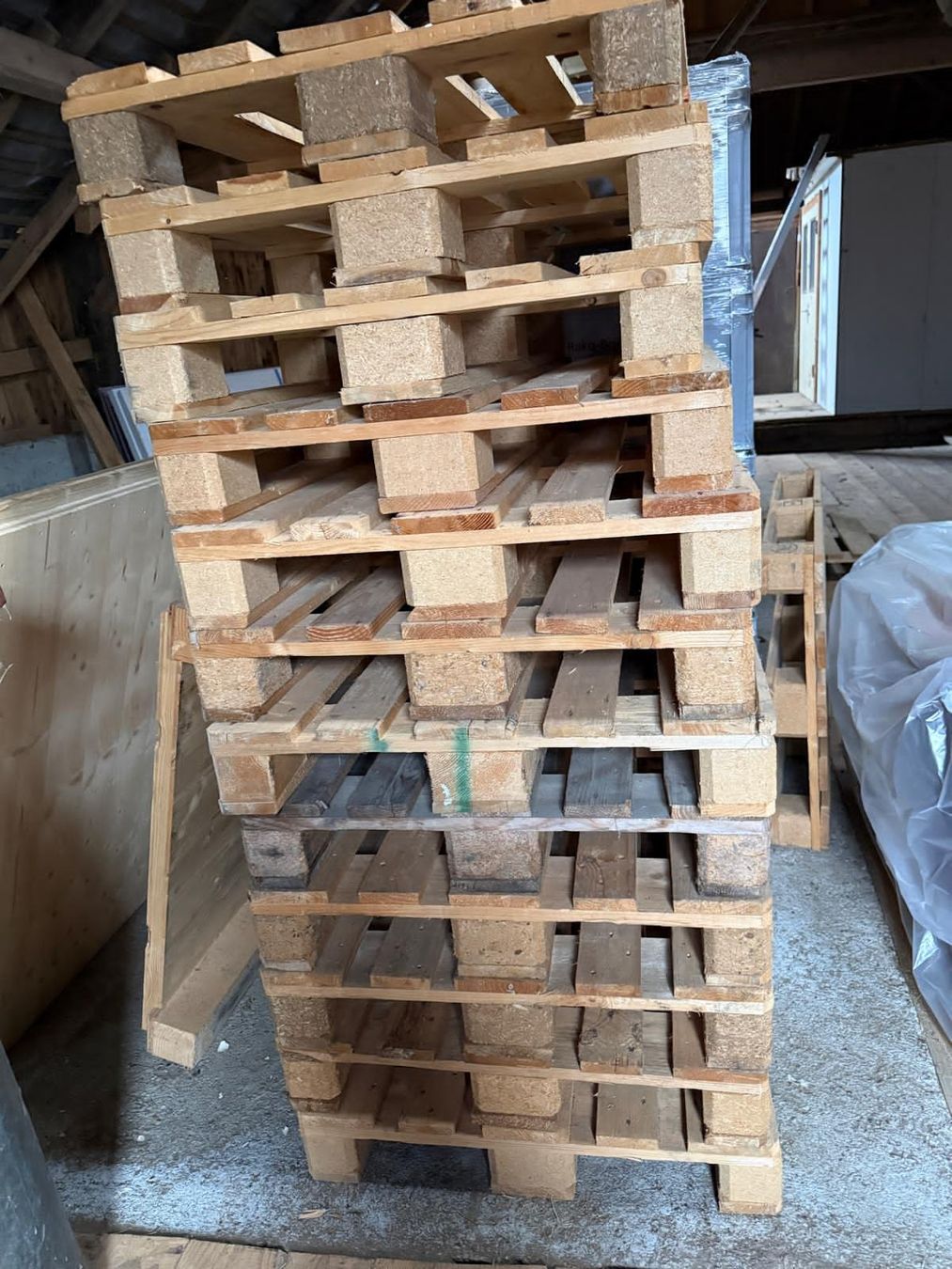 Pallets: Europaletten 10 Stk. gebraucht – Usato da Werthenstein venduto da Sublix