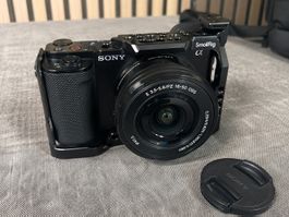 Sony ZV-E10 