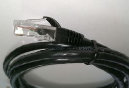 Netzwerkkabel 2.0m RJ45 Cat5e Kabel Gigabit LAN, fabrikneu