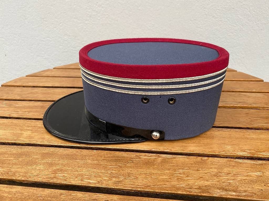 Uniformi: Casquette Capitaine pompiers T.56 – Usato da Colombier NE venduto da mim_k8mq 1