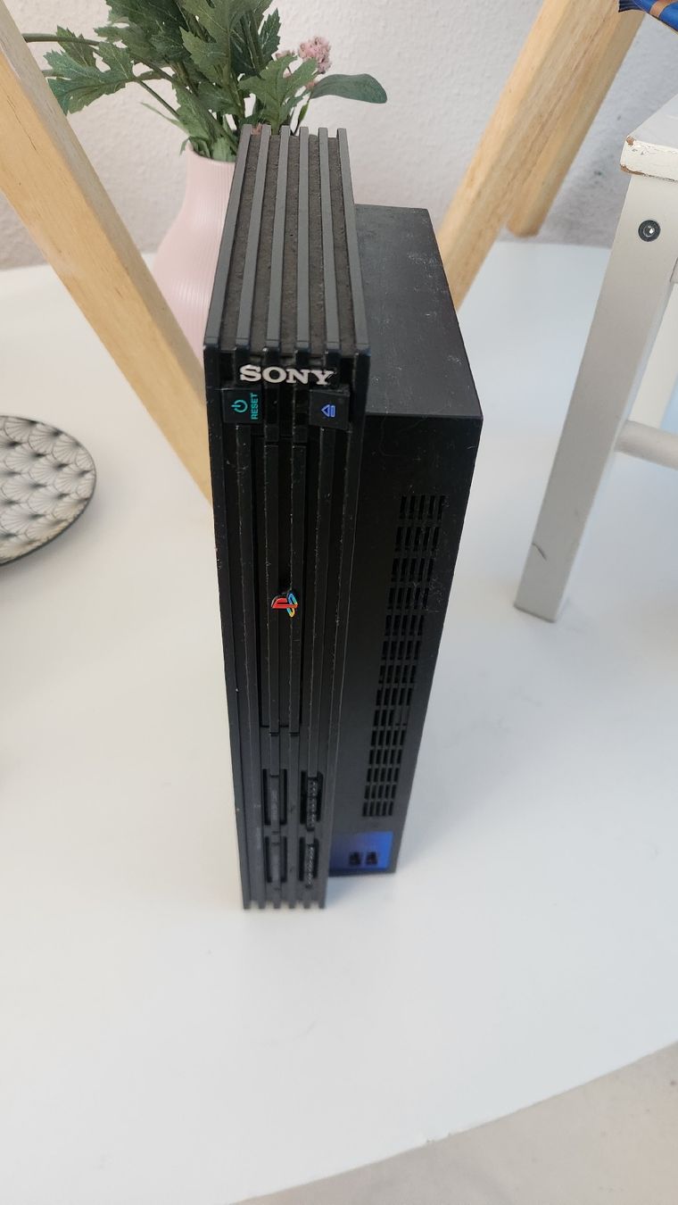 Sony Console: PlayStation 2 PS2 – Usato da Basel venduto da lukag99 3