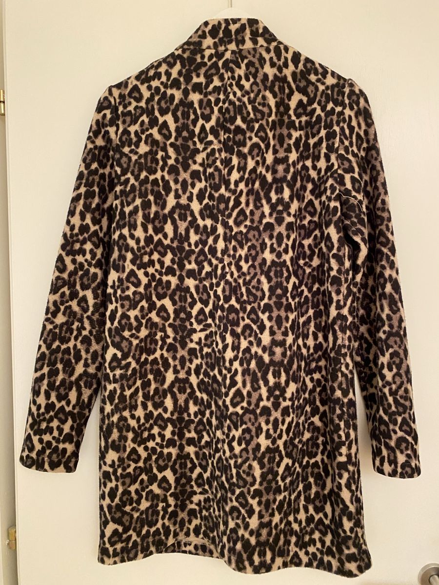 Only Mäntel: MANTEL Leoprint – Gebraucht aus Eglisau von Lara0 1