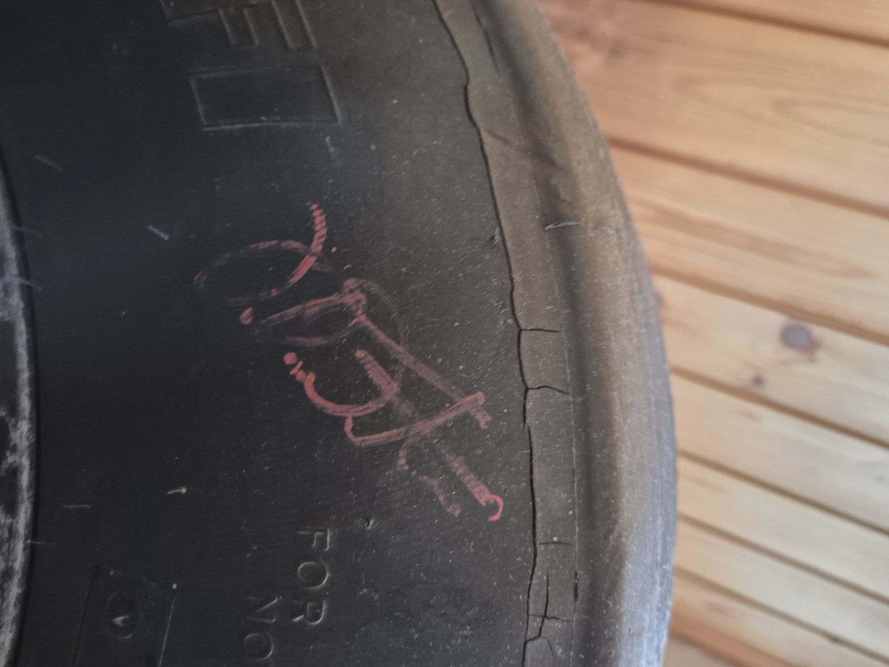 Autografi: Original Rad Sauber C13 mit Unterschriften – Usato da Hölstein venduto da Raurach0 3