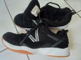 Victory Sportschuhe schwarz Grösse 38