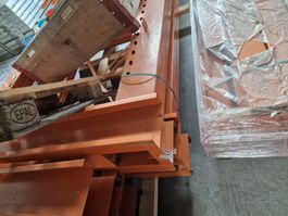 Metallgestell, schwer, gross uns stabil Ab 1.-