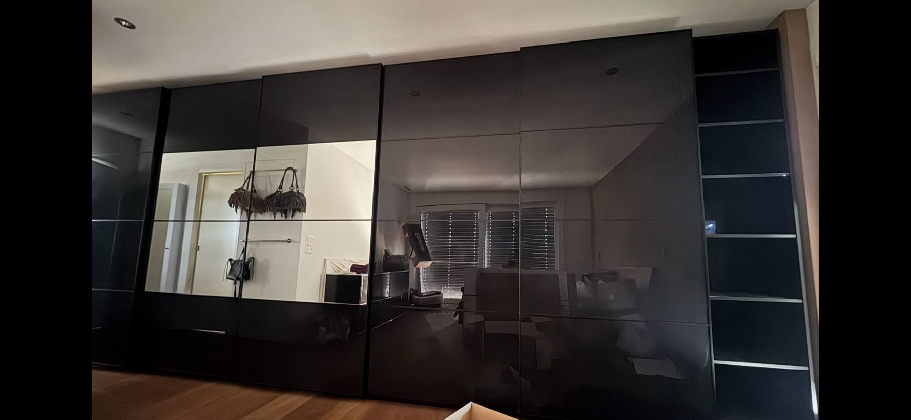 Ikea Armadi: 6.5 m PAX Schrank Ikea – Usato da Wünnewil venduto da Grinch...