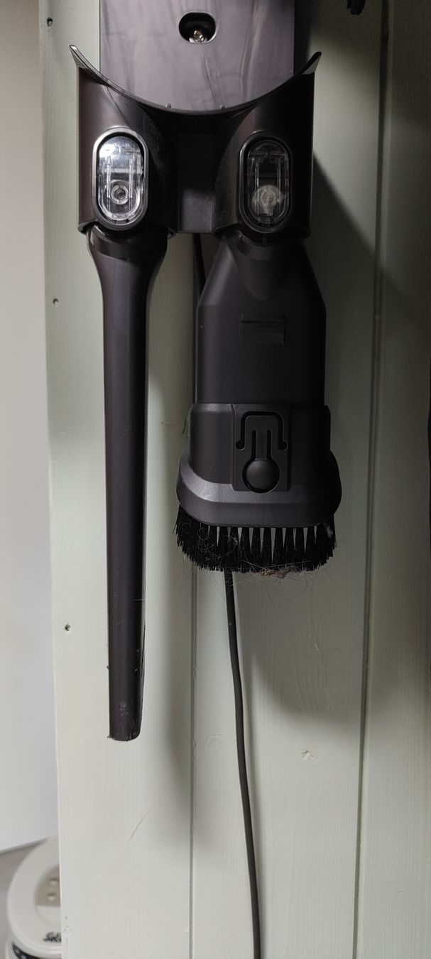 Dyson Aspirapolveri & Accessori: Dyson Staubsauger  – Usato da Bönigen venduto da Phisto88 2