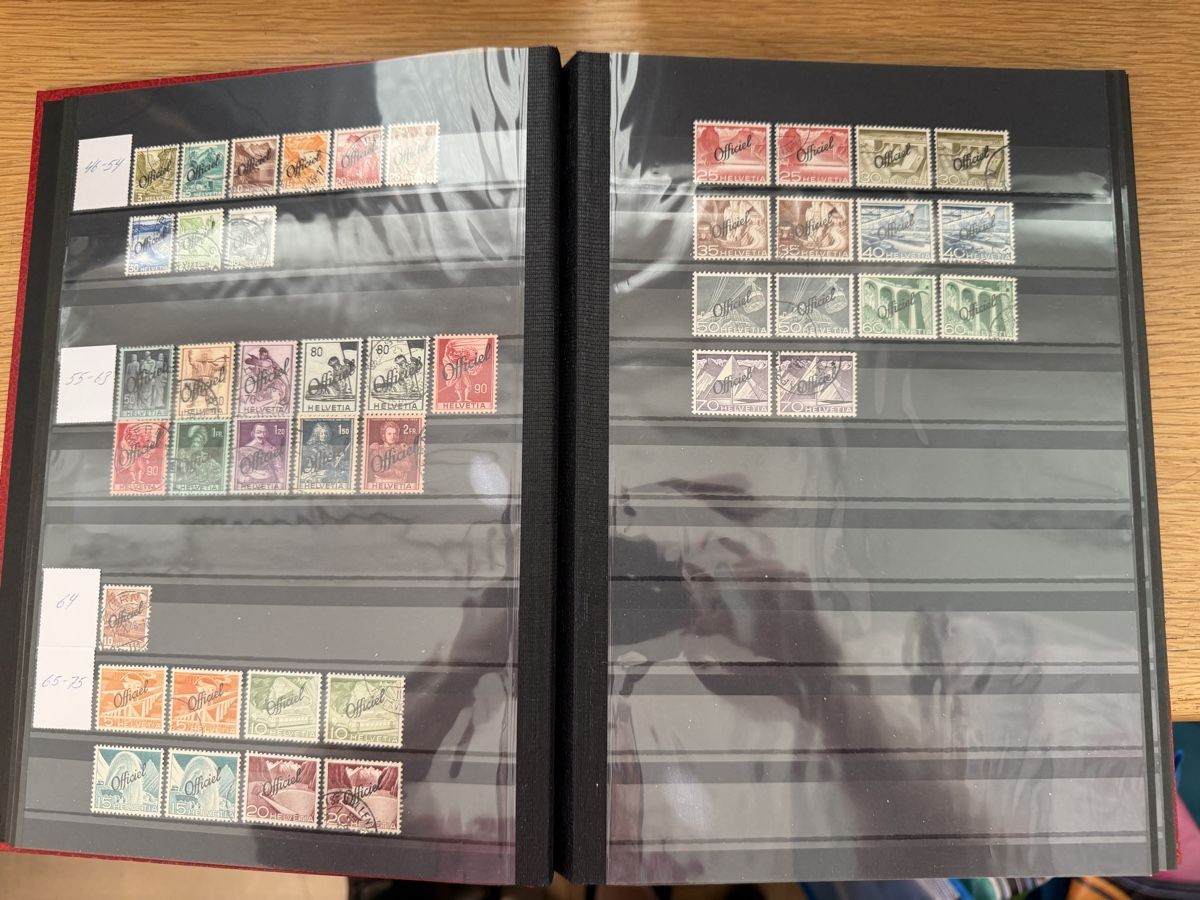 Tutti i francobolli: Album mit 16 Seiten Dienstmarken – Usato da Murgenthal venduto da Tina_4055 2