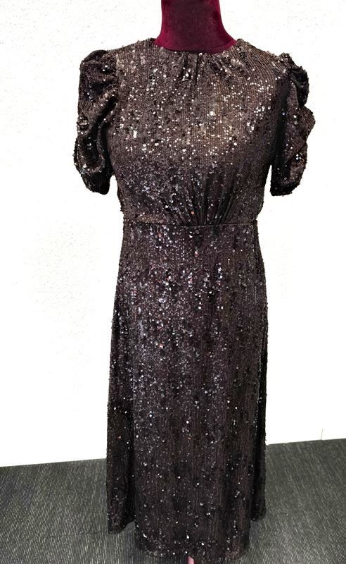 Kleider: Abendkleid Grösse 34 – Gebraucht aus Rüti ZH von Restwert_Rueti_ZH