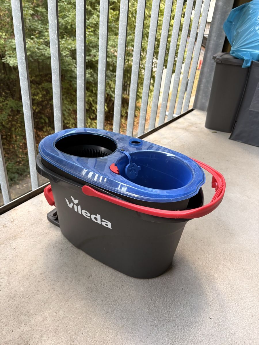 Vileda Sonstige Reinigungsgeräte: Vileda H2pro Spin Mop System with Two Tank Bucket New – Gebraucht aus Fribourg von mat_1995 1