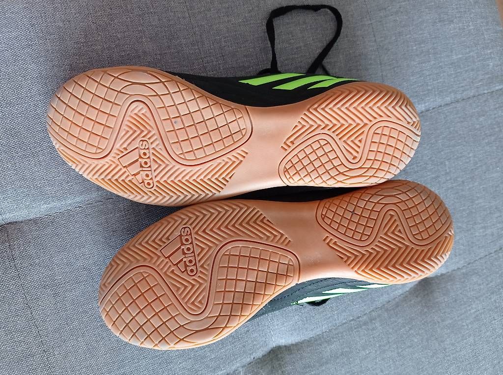Scarpe da uomo: Baskets Adidas Deportivo  – Usato da Daillens venduto da Virginie1306 1