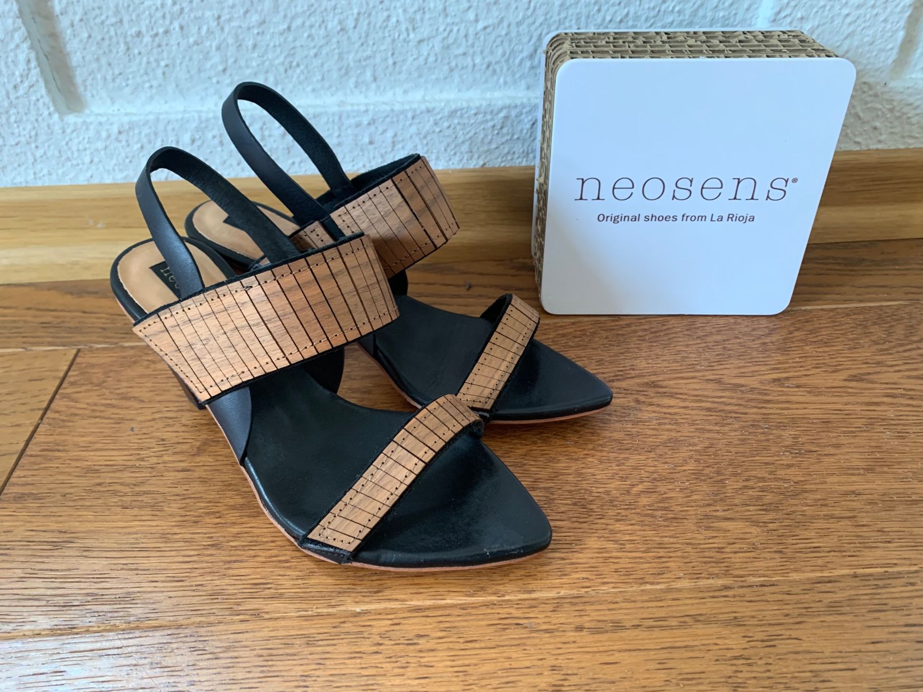 Neosens Damenschuhe: Neosens Perle 3094 wood black Gr.37 – Neu (gemäss Beschreibung) aus Zürich von finsti 7